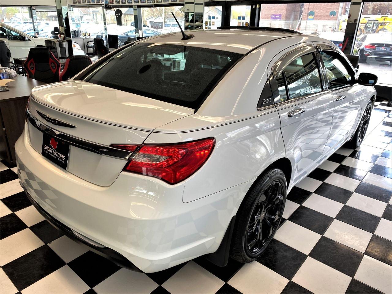 2013 Chrysler 200 Limited 3.6L V6+New Tires+Brakes+Leather+Roof+ Photo71