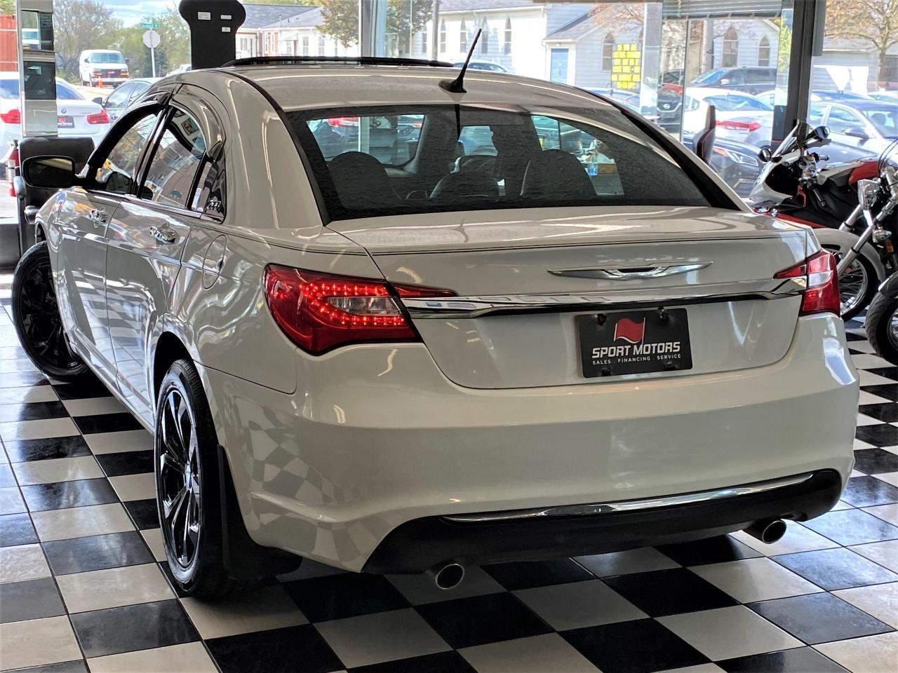 2013 Chrysler 200 Limited 3.6L V6+New Tires+Brakes+Leather+Roof+ Photo80