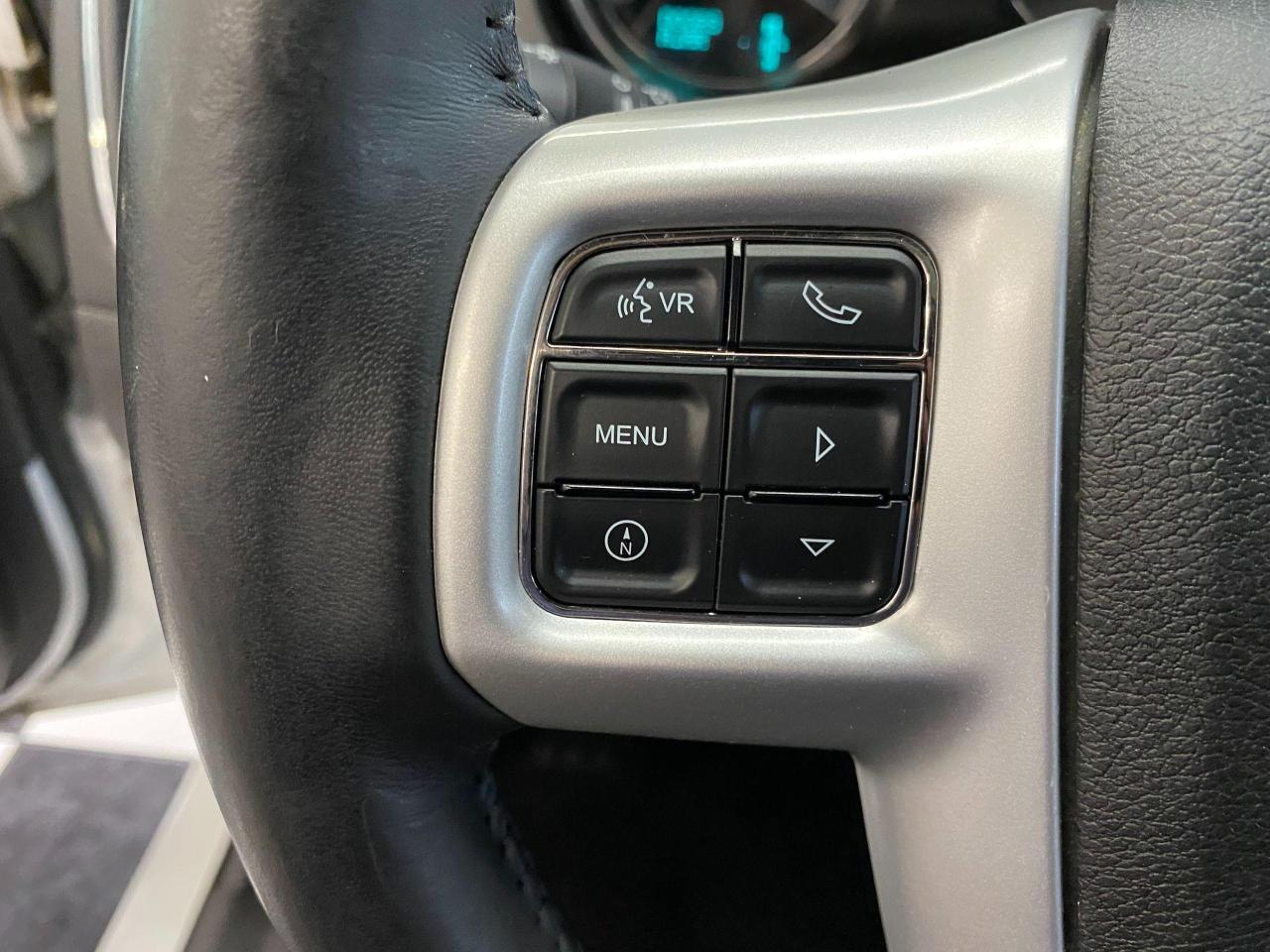 2013 Chrysler 200 Limited 3.6L V6+New Tires+Brakes+Leather+Roof+ Photo115