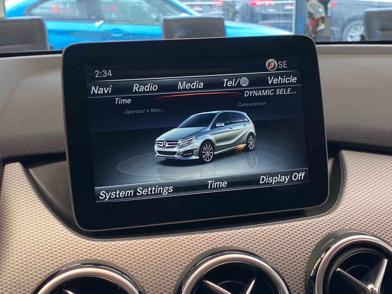 2017 Mercedes-Benz B-Class B250 4MATIC+PWR Seat+ApplePlay+Camera+CLEAN CARFAX - Photo #34