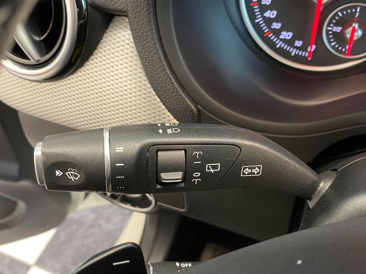 2017 Mercedes-Benz B-Class B250 4MATIC+PWR Seat+ApplePlay+Camera+CLEAN CARFAX - Photo #49