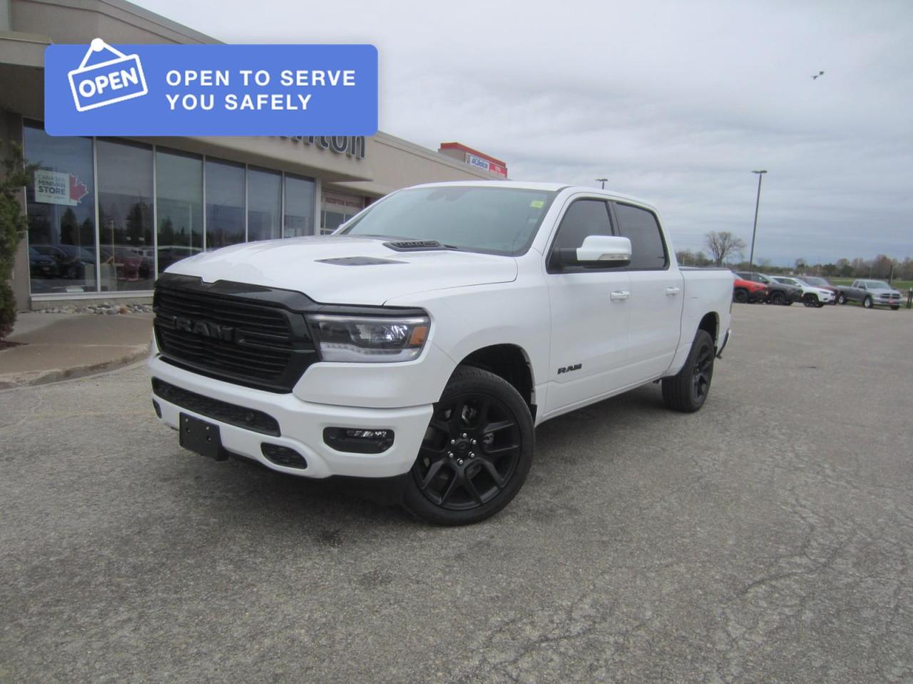 2021 RAM 1500 SPORT Photo0