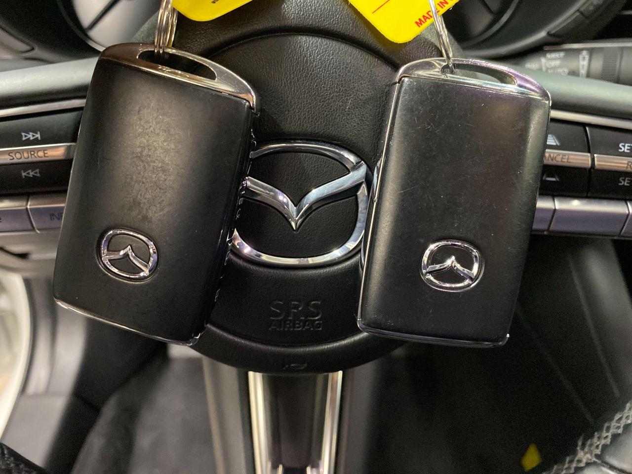 2019 Mazda MAZDA3 GT AWD+Roof+ApplePlay+HUD+BlindSpot+CLEAN CARFAX - Photo #16