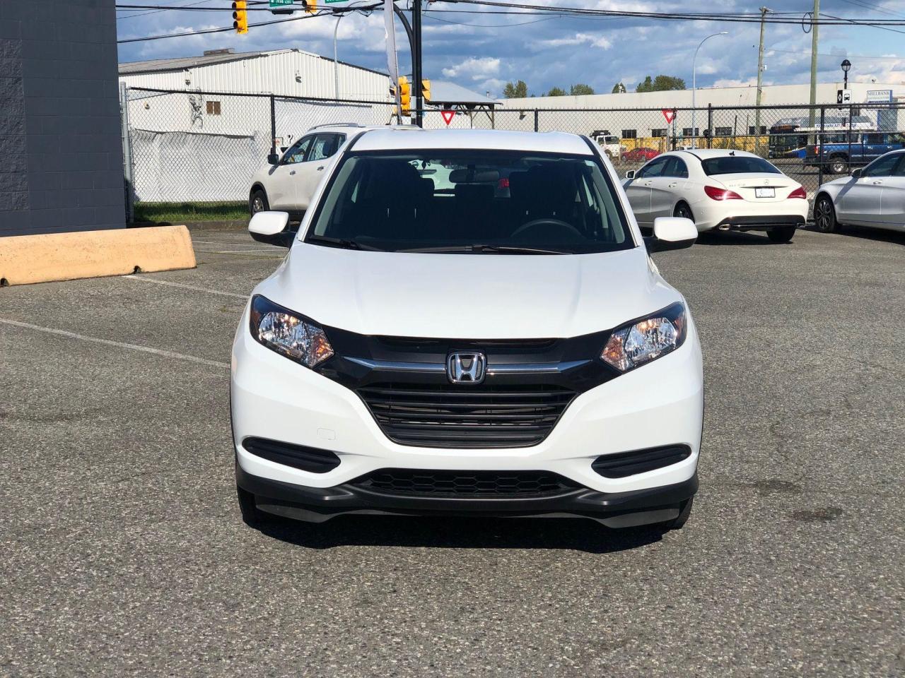 2018 Honda HR-V  - Photo #2