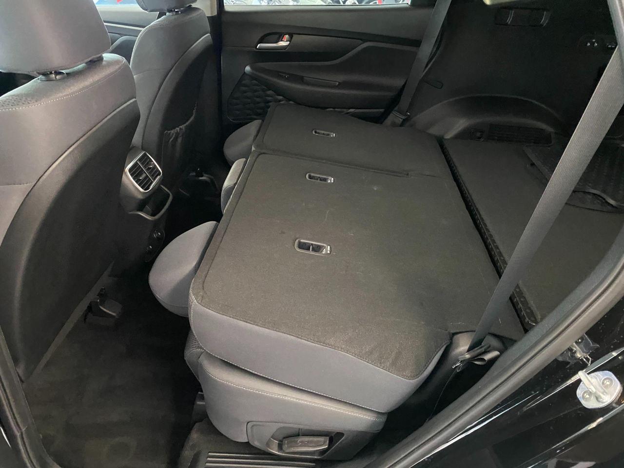 2019 Hyundai Santa Fe Preferred AWD+ApplePlay+BlindSpot+CLEAN CARFAX - Photo #25