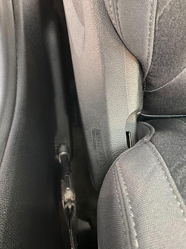 2019 Hyundai Santa Fe Preferred AWD+ApplePlay+BlindSpot+CLEAN CARFAX - Photo #45