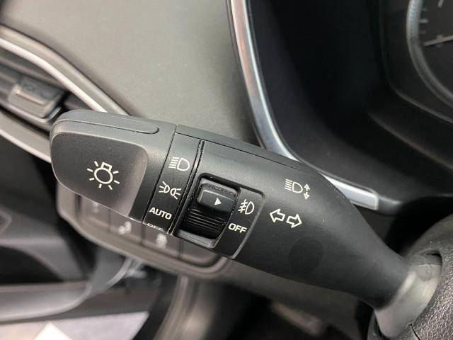 2019 Hyundai Santa Fe Preferred AWD+ApplePlay+BlindSpot+CLEAN CARFAX Photo56