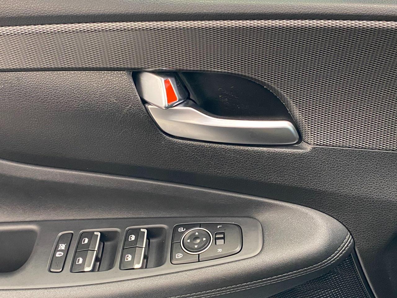 2019 Hyundai Santa Fe Preferred AWD+ApplePlay+BlindSpot+CLEAN CARFAX - Photo #58