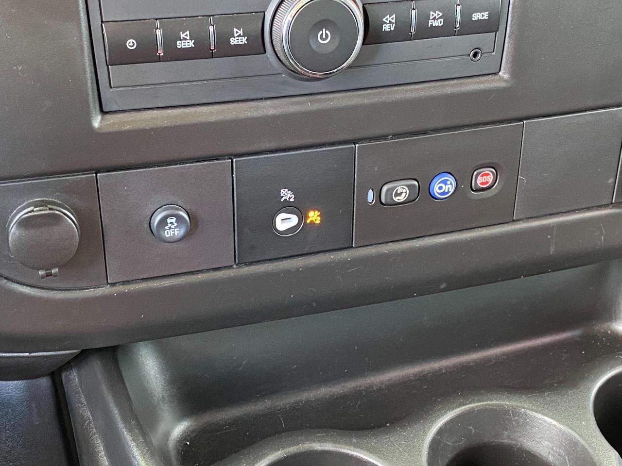 2019 GMC Savana 2500 Cargo 6.0L V8+Camera+CLEAN CARFAX - Photo #33