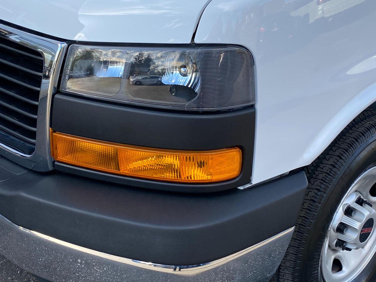 2019 GMC Savana 2500 Cargo 6.0L V8+Camera+CLEAN CARFAX - Photo #37