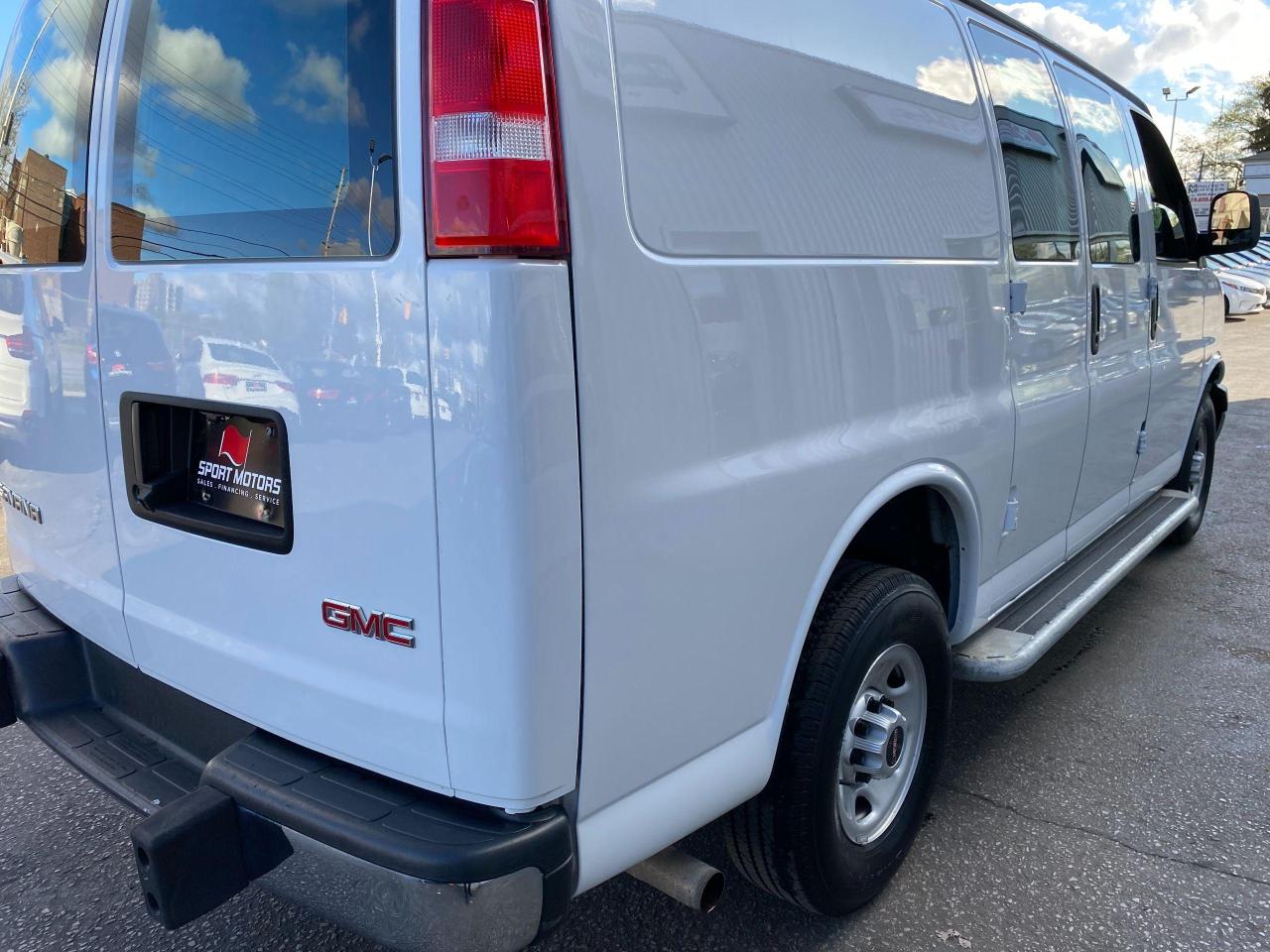 2019 GMC Savana 2500 Cargo 6.0L V8+Camera+CLEAN CARFAX - Photo #39