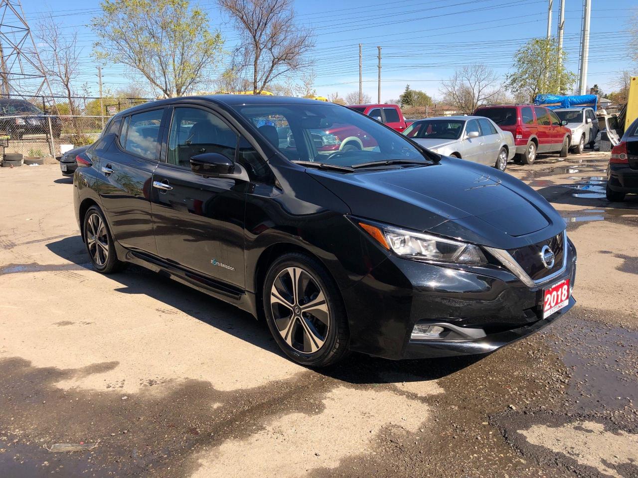 2018 Nissan Leaf Top of the Line SL • Low Mileage • No Accidents! Photo3
