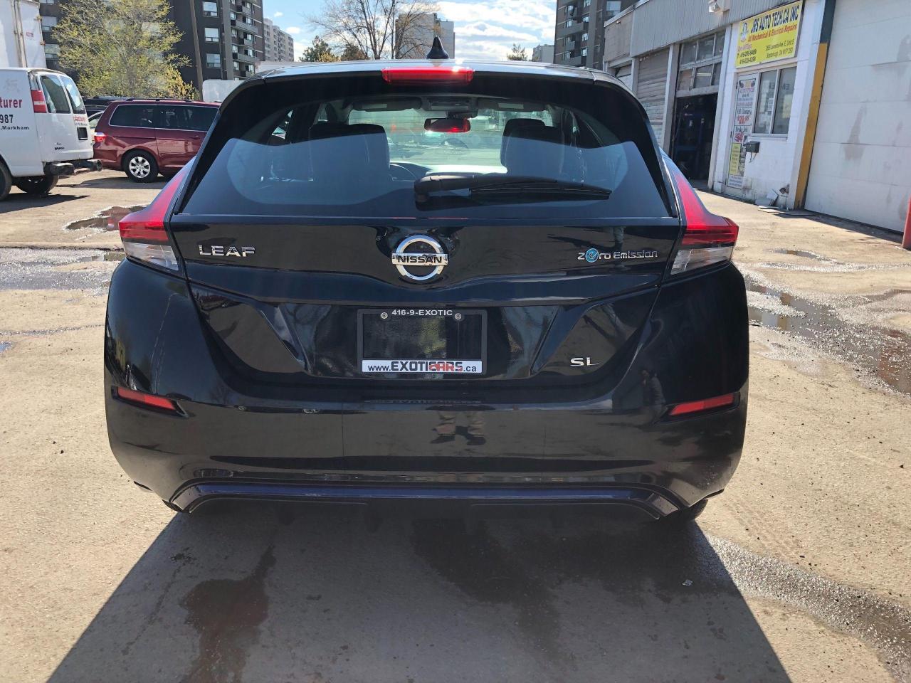 2018 Nissan Leaf Top of the Line SL • Low Mileage • No Accidents! - Photo #7