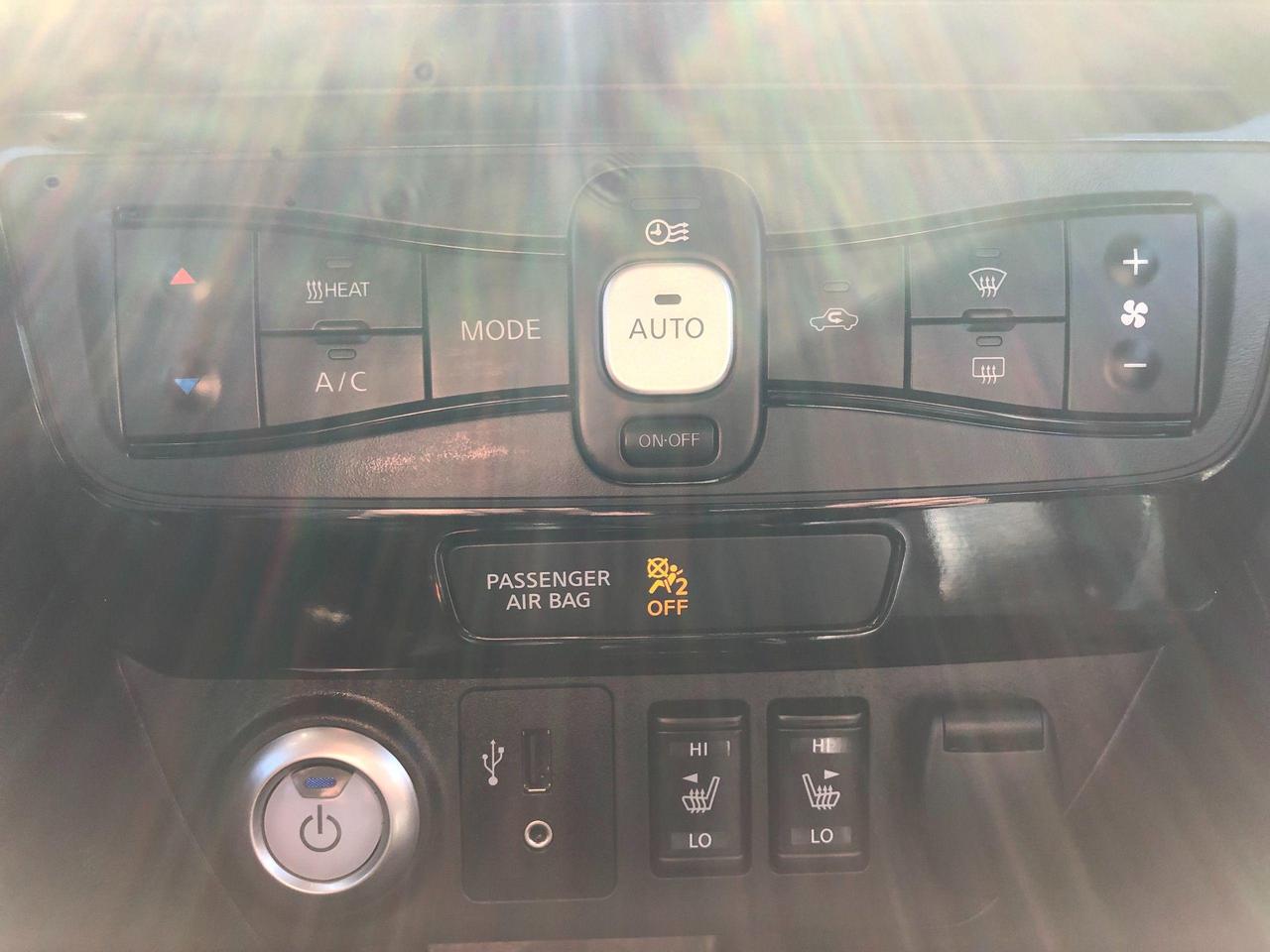 2018 Nissan Leaf Top of the Line SL • Low Mileage • No Accidents! Photo