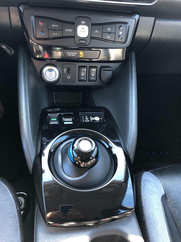 2018 Nissan Leaf Top of the Line SL • Low Mileage • No Accidents! - Photo #21