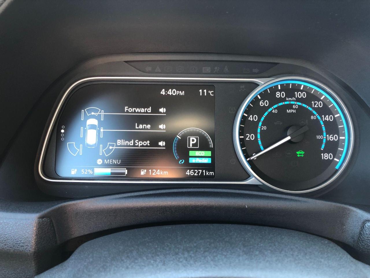 2018 Nissan Leaf Top of the Line SL • Low Mileage • No Accidents! - Photo #22