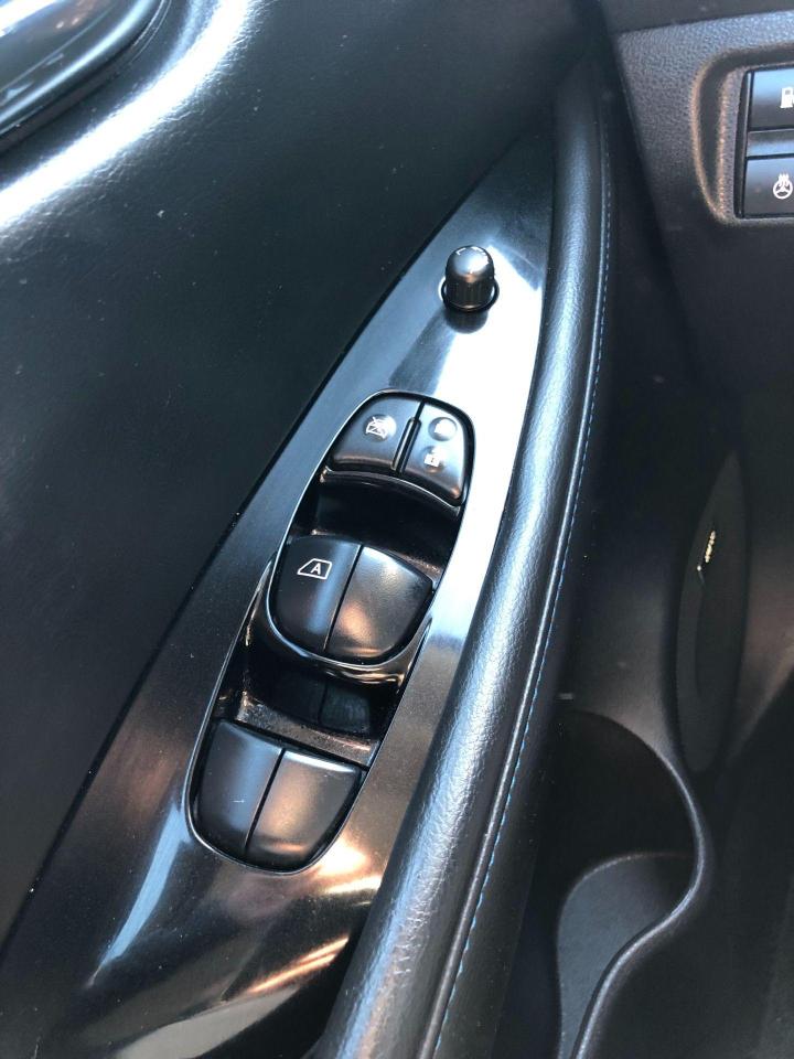 2018 Nissan Leaf Top of the Line SL • Low Mileage • No Accidents! - Photo #26