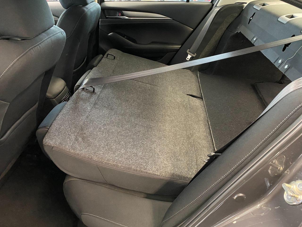 2018 Mazda MAZDA6 GS+Camera+Heated Seats+Push Start+CLEAN CARFAX - Photo #25