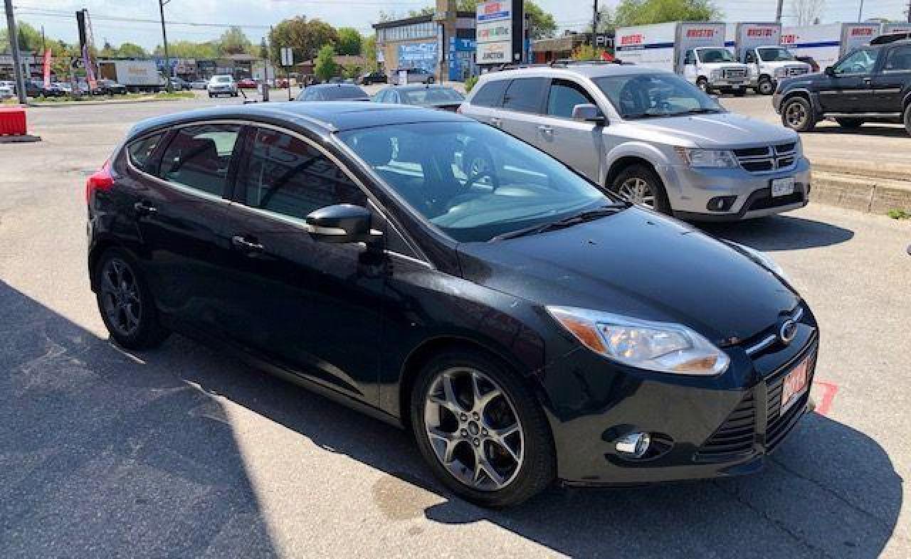 2014 Ford Focus SE-ALL CREDIT ACCEPTED Photo2