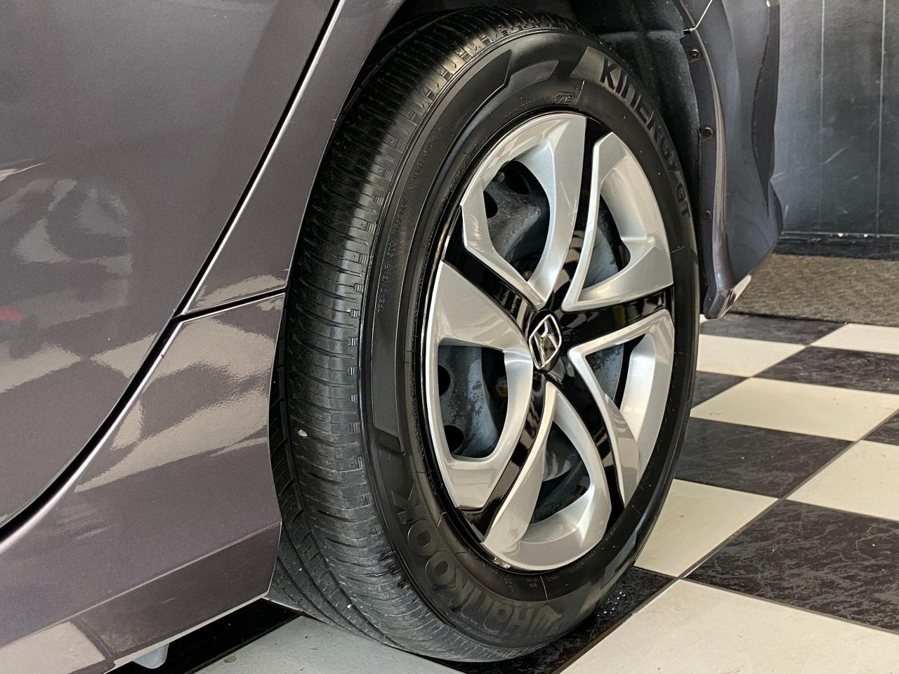 2018 Honda Civic LX+ApplePlay+Camera+New Brakes+CLEAN CARFAX - Photo #55