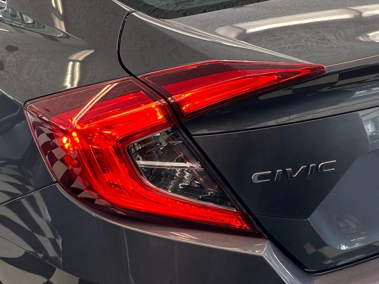 2018 Honda Civic LX+ApplePlay+Camera+New Brakes+CLEAN CARFAX Photo131