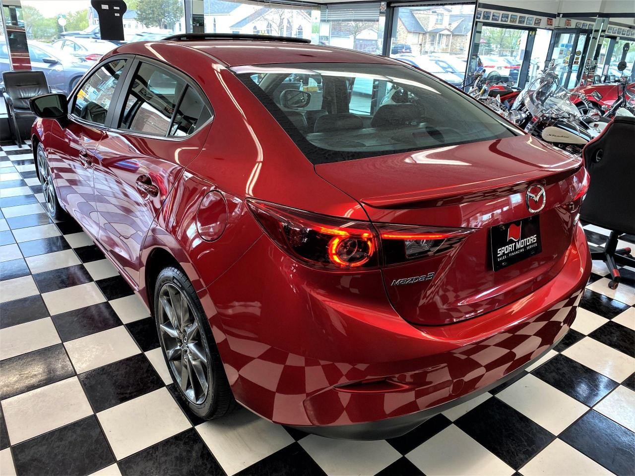 2018 Mazda MAZDA3 GT+GPS+Camera+Leather+Roof+Lane Keep+CLEAN CARFAX - Photo #2