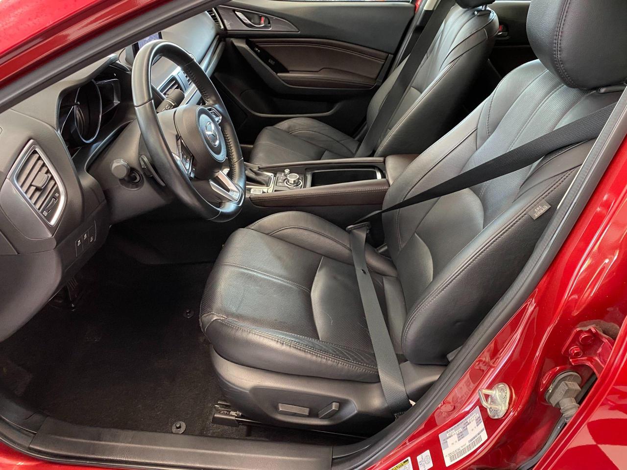 2018 Mazda MAZDA3 GT+GPS+Camera+Leather+Roof+Lane Keep+CLEAN CARFAX - Photo #19