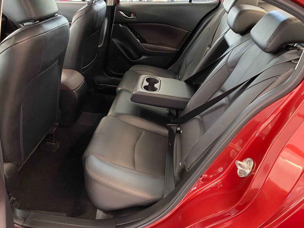 2018 Mazda MAZDA3 GT+GPS+Camera+Leather+Roof+Lane Keep+CLEAN CARFAX - Photo #24