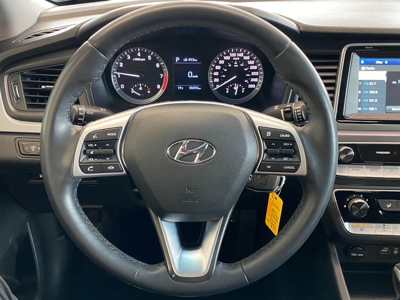2019 Hyundai Sonata Essential+ApplePlay+Camera+BlindSpot+CLEAN CARFAX - Photo #9