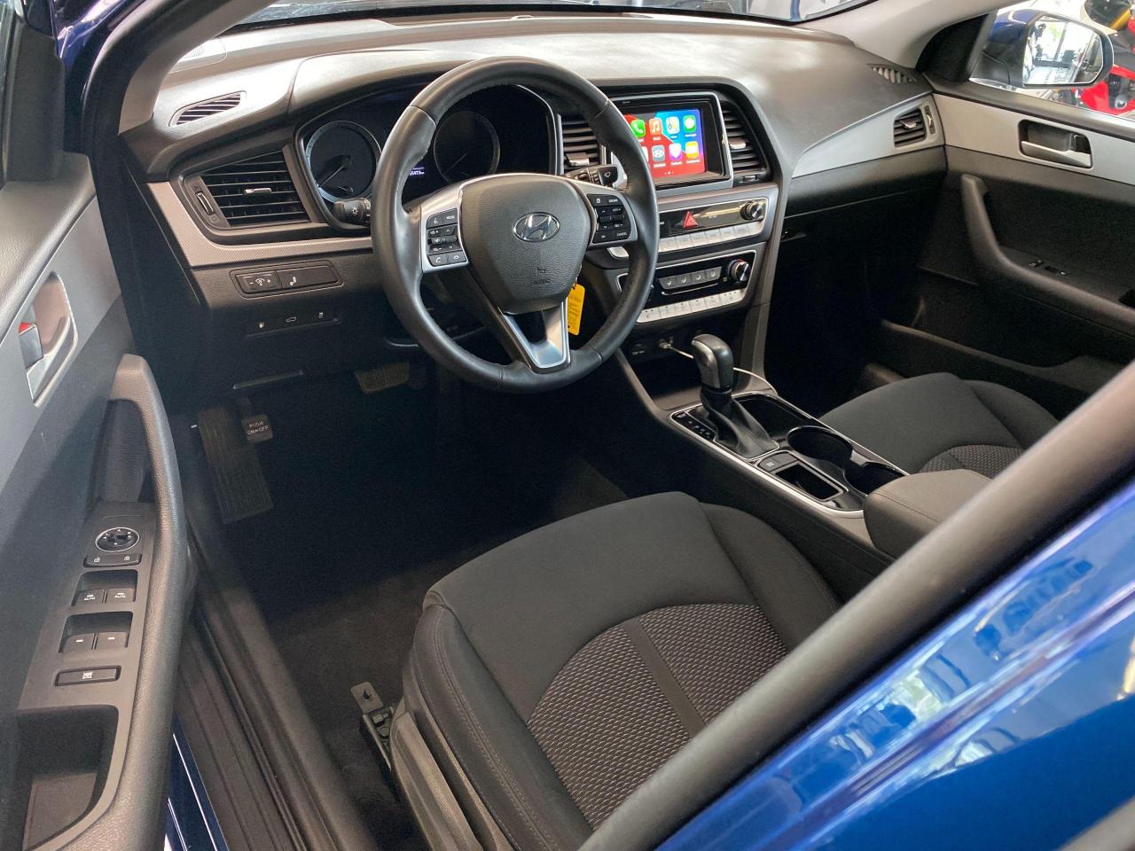 2019 Hyundai Sonata Essential+ApplePlay+Camera+BlindSpot+CLEAN CARFAX - Photo #18