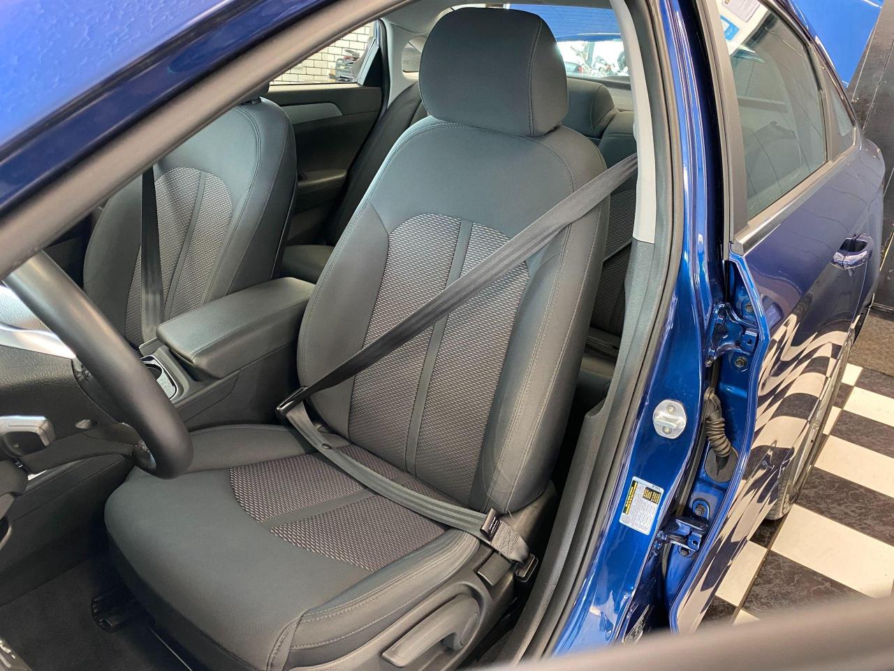 2019 Hyundai Sonata Essential+ApplePlay+Camera+BlindSpot+CLEAN CARFAX - Photo #20