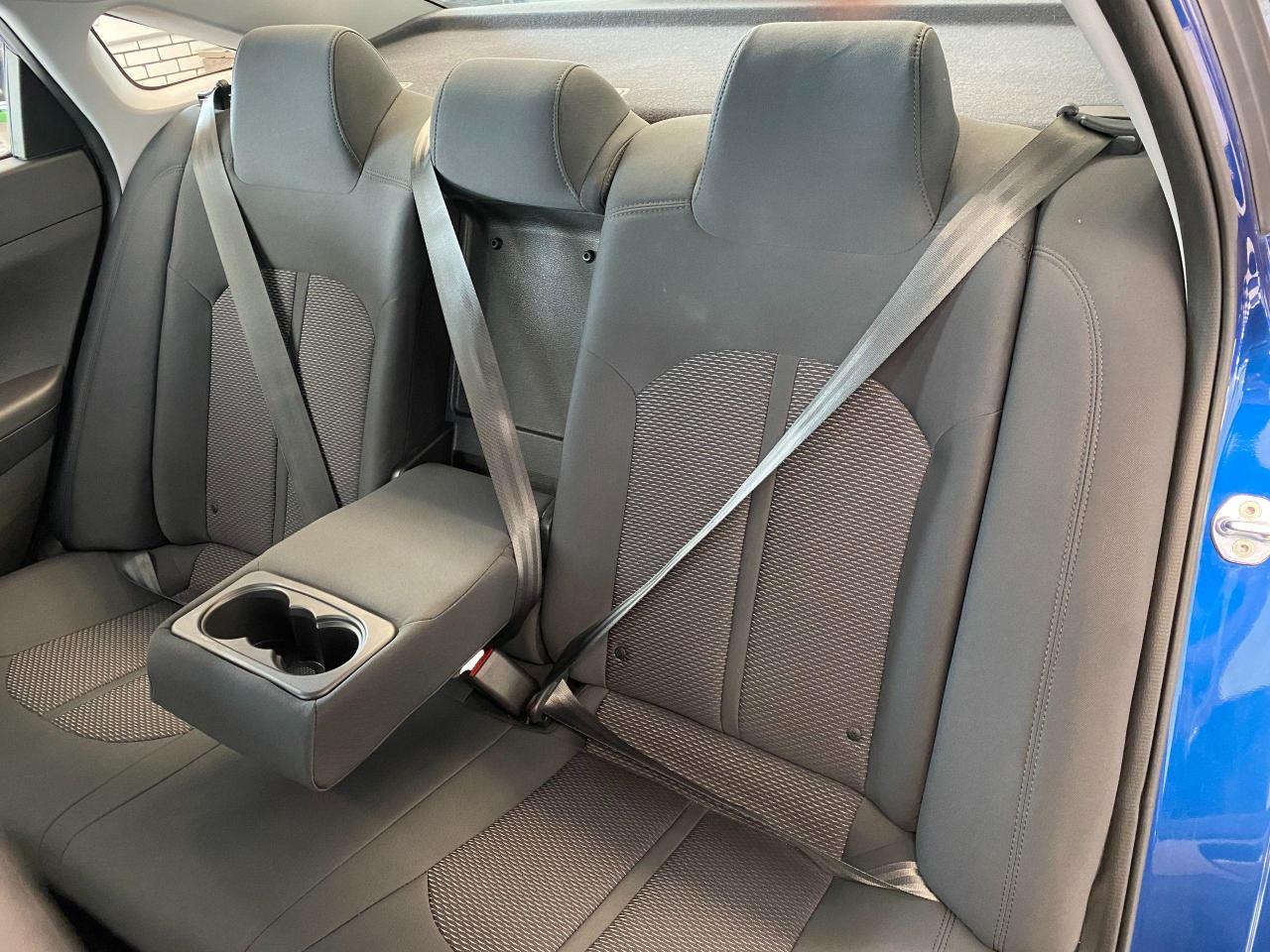 2019 Hyundai Sonata Essential+ApplePlay+Camera+BlindSpot+CLEAN CARFAX - Photo #25
