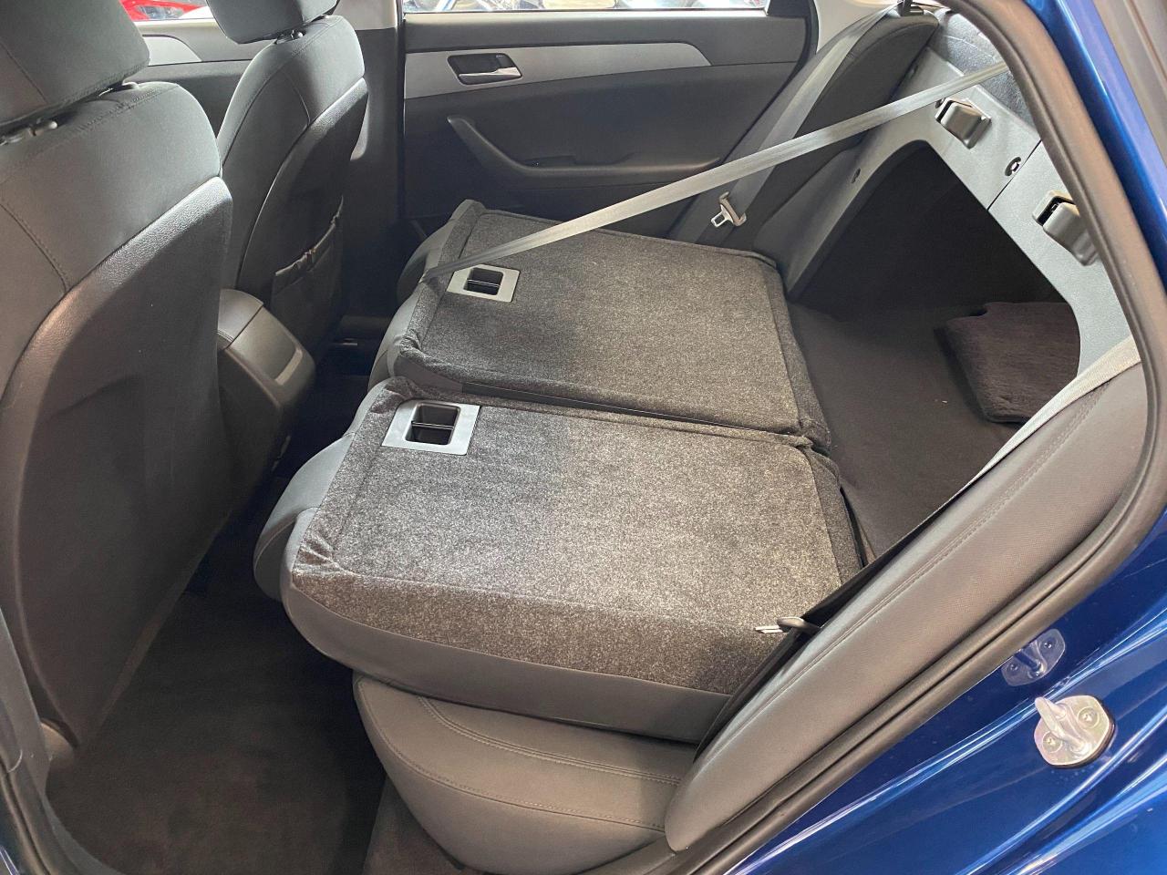 2019 Hyundai Sonata Essential+ApplePlay+Camera+BlindSpot+CLEAN CARFAX - Photo #26