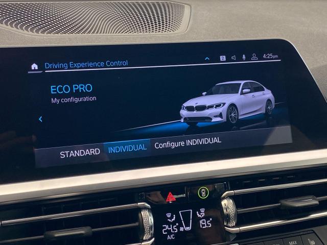 2019 BMW 3 Series 330i xDrive+ApplePlay+LaneKeep+PDC+CLEAN CARFAX Photo18