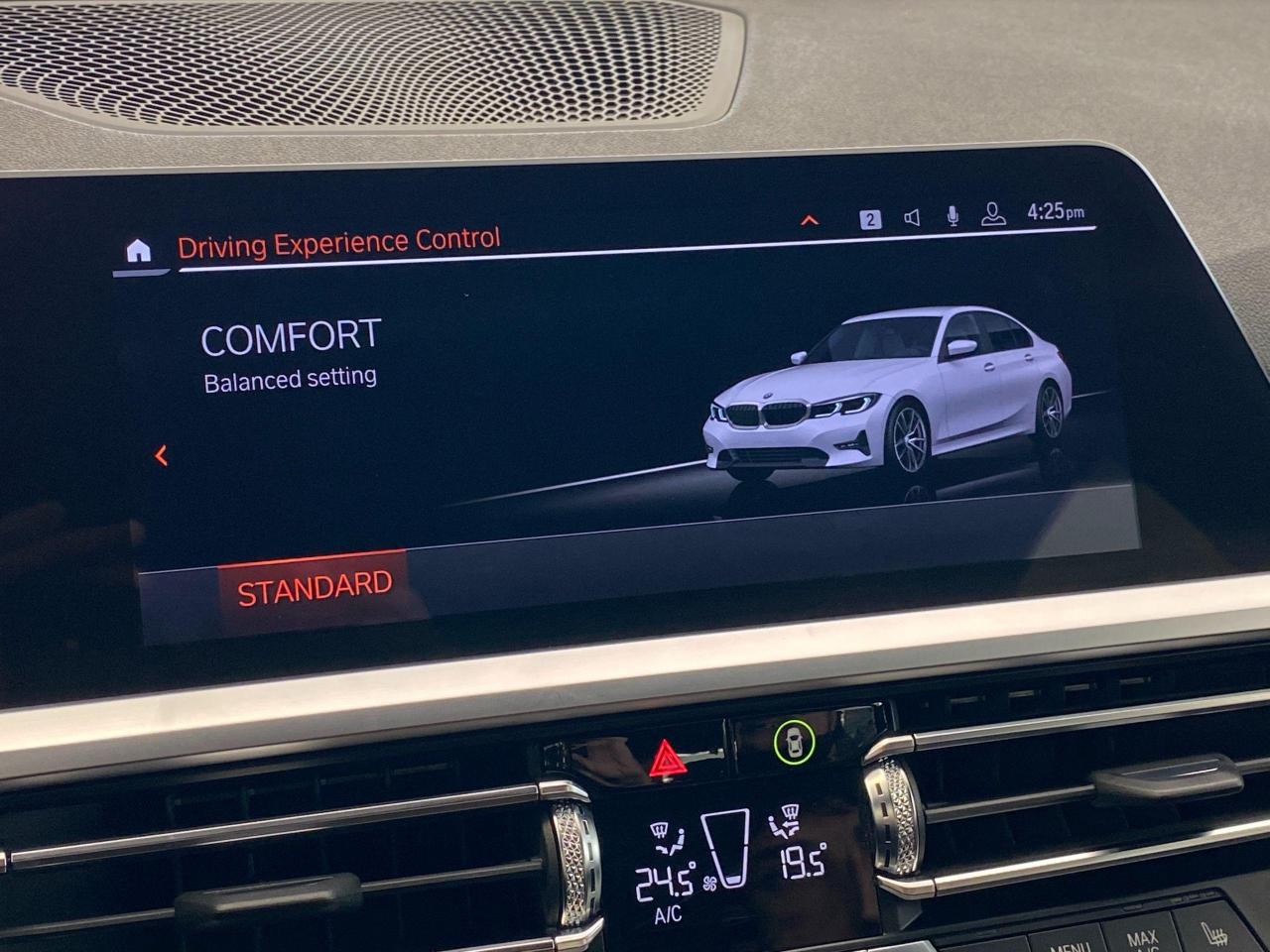 2019 BMW 3 Series 330i xDrive+ApplePlay+LaneKeep+PDC+CLEAN CARFAX - Photo #19