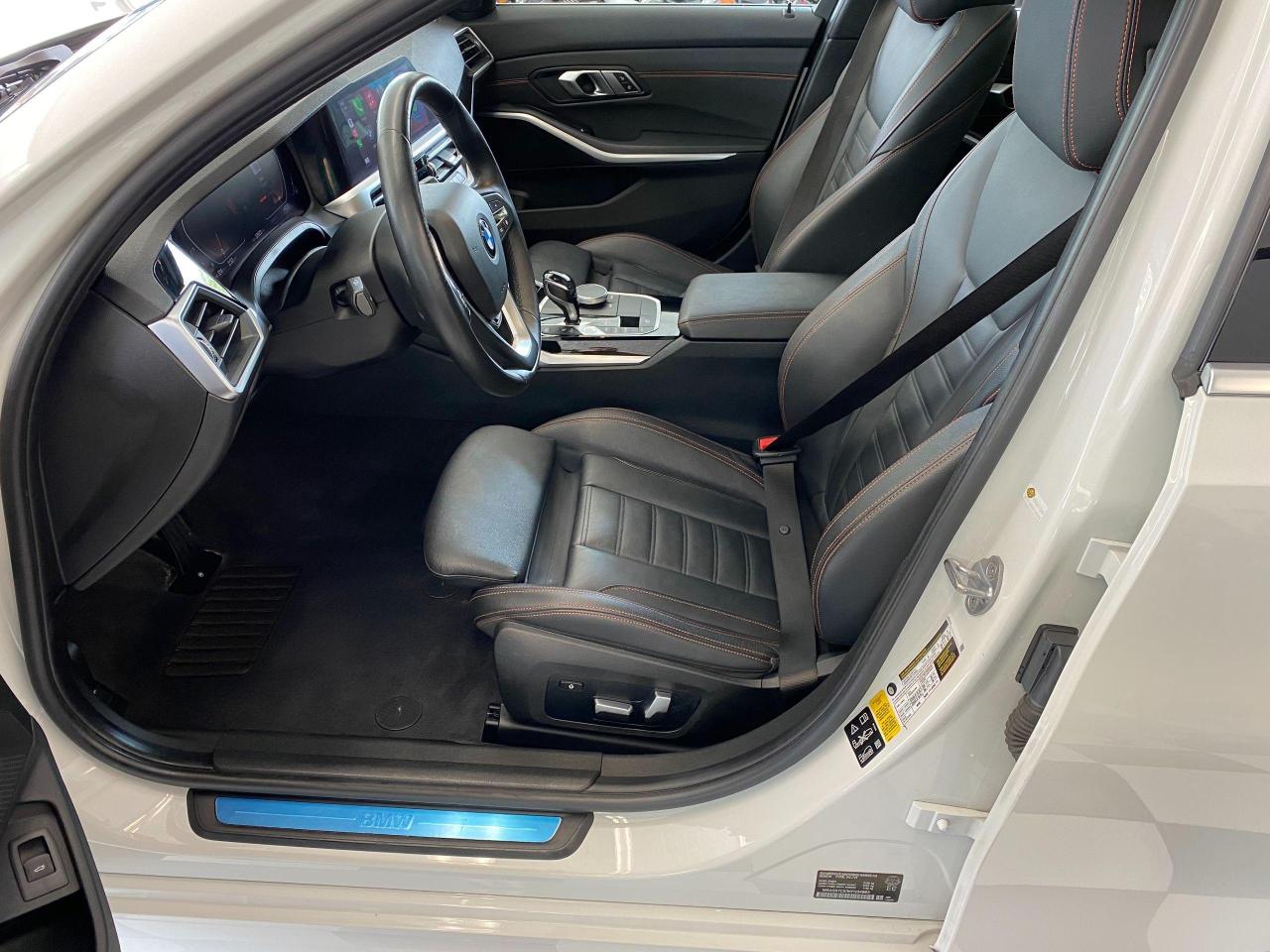 2019 BMW 3 Series 330i xDrive+ApplePlay+LaneKeep+PDC+CLEAN CARFAX - Photo #24