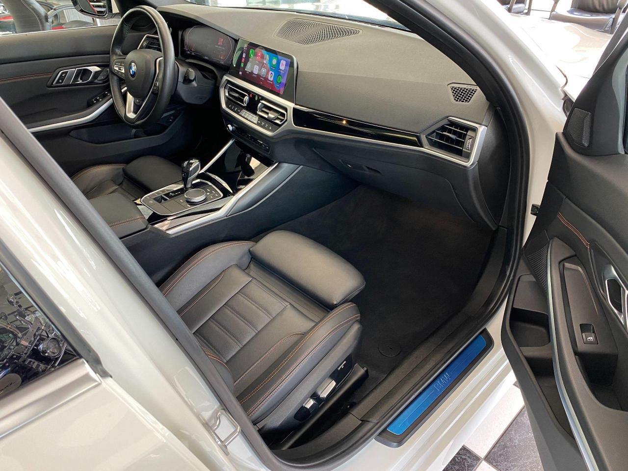 2019 BMW 3 Series 330i xDrive+ApplePlay+LaneKeep+PDC+CLEAN CARFAX - Photo #26