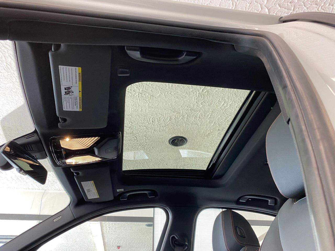 2019 BMW 3 Series 330i xDrive+ApplePlay+LaneKeep+PDC+CLEAN CARFAX - Photo #34