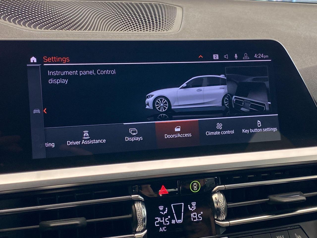 2019 BMW 3 Series 330i xDrive+ApplePlay+LaneKeep+PDC+CLEAN CARFAX - Photo #45
