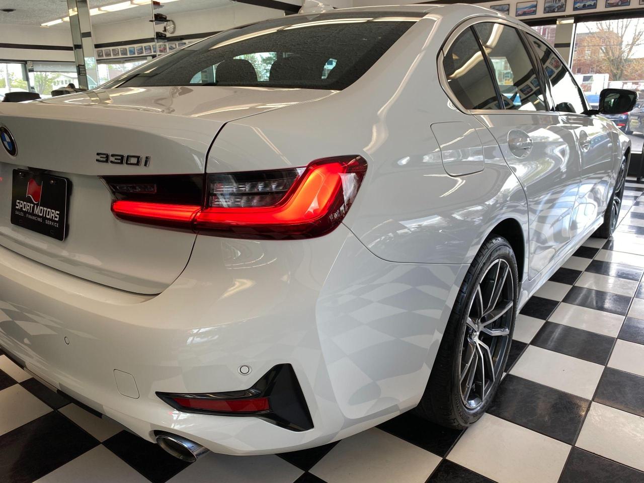 2019 BMW 3 Series 330i xDrive+ApplePlay+LaneKeep+PDC+CLEAN CARFAX - Photo #54