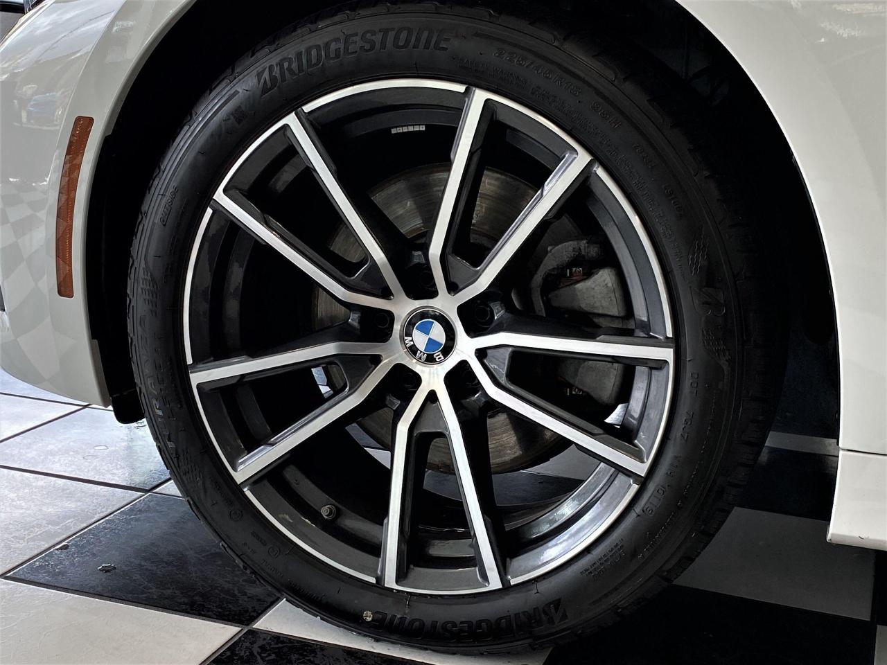2019 BMW 3 Series 330i xDrive+ApplePlay+LaneKeep+PDC+CLEAN CARFAX - Photo #71