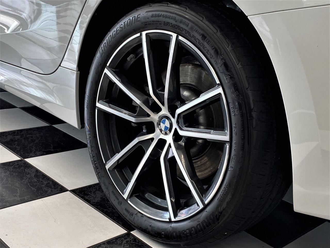 2019 BMW 3 Series 330i xDrive+ApplePlay+LaneKeep+PDC+CLEAN CARFAX - Photo #72