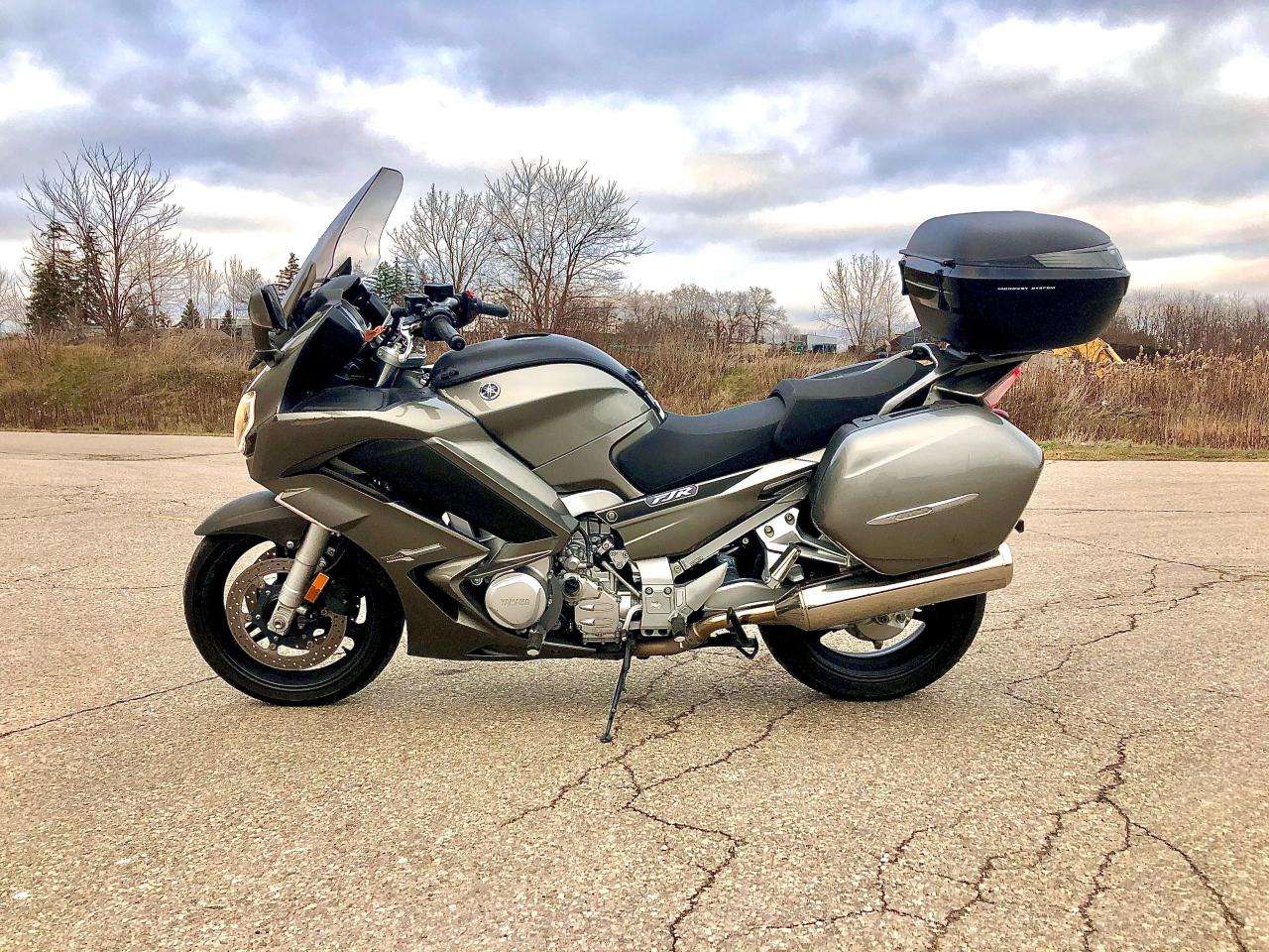 2013 store yamaha fjr