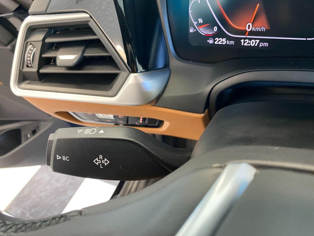2019 BMW 3 Series 330i xDrive+3D Camera+LaneKeep+PDC+CLEAN CARFAX - Photo #69