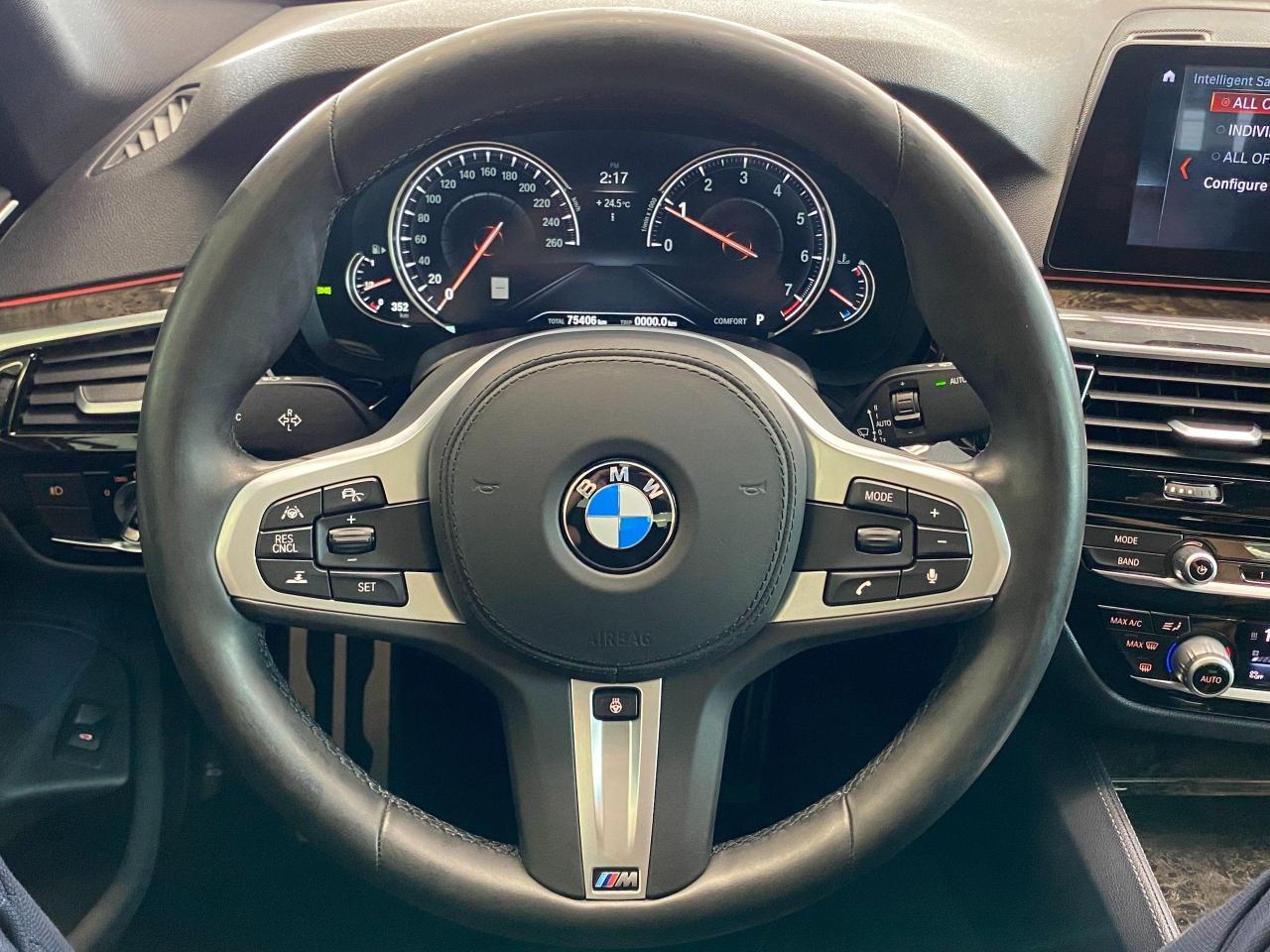 2017 BMW 5 Series 530i xDrive+MPKG+TECH+AdaptiveCruise+ACCIDENT FREE Photo84