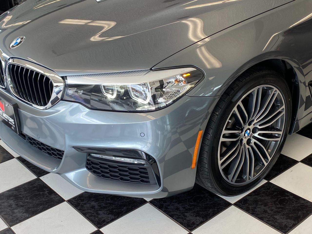 2017 BMW 5 Series 530i xDrive+MPKG+TECH+AdaptiveCruise+ACCIDENT FREE Photo125