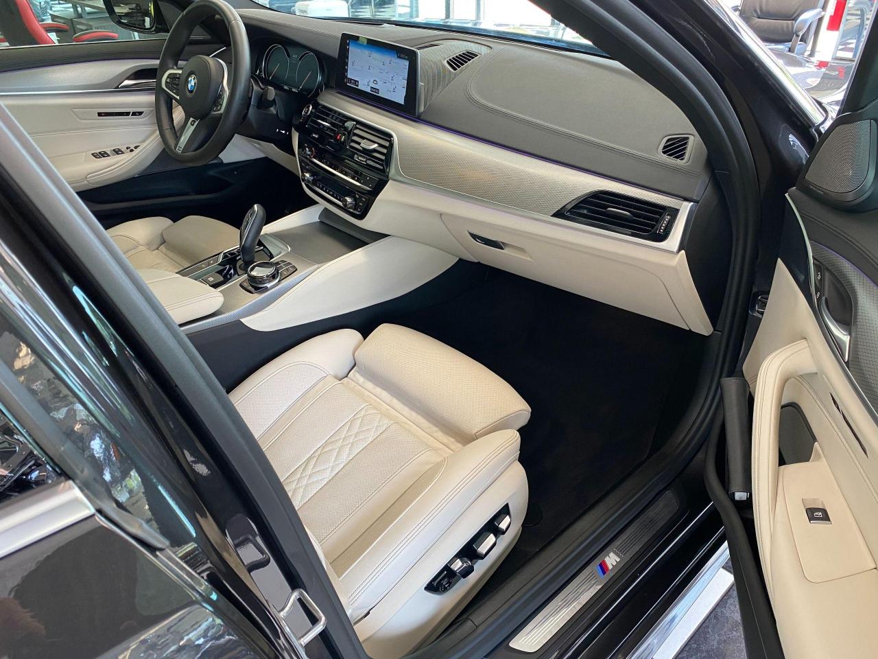 2017 BMW 5 Series 540i xDrive+Massage Seats+CooledSeat+CLEAN CARFAX Photo26