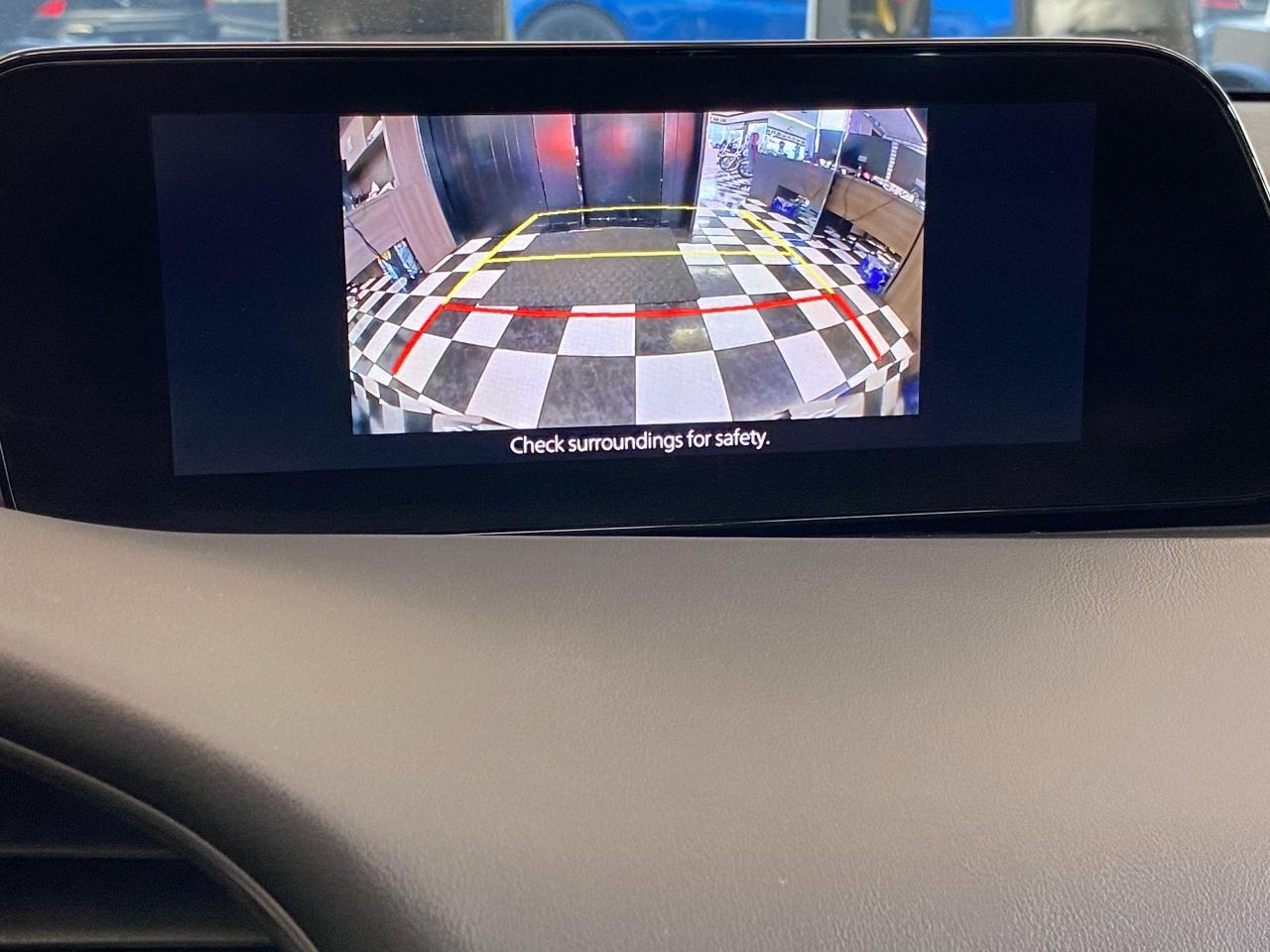 2019 Mazda MAZDA3 GX SKYACTIV+BlindSpot+Camera+ApplePlay+CLEANCARFAX - Photo #11