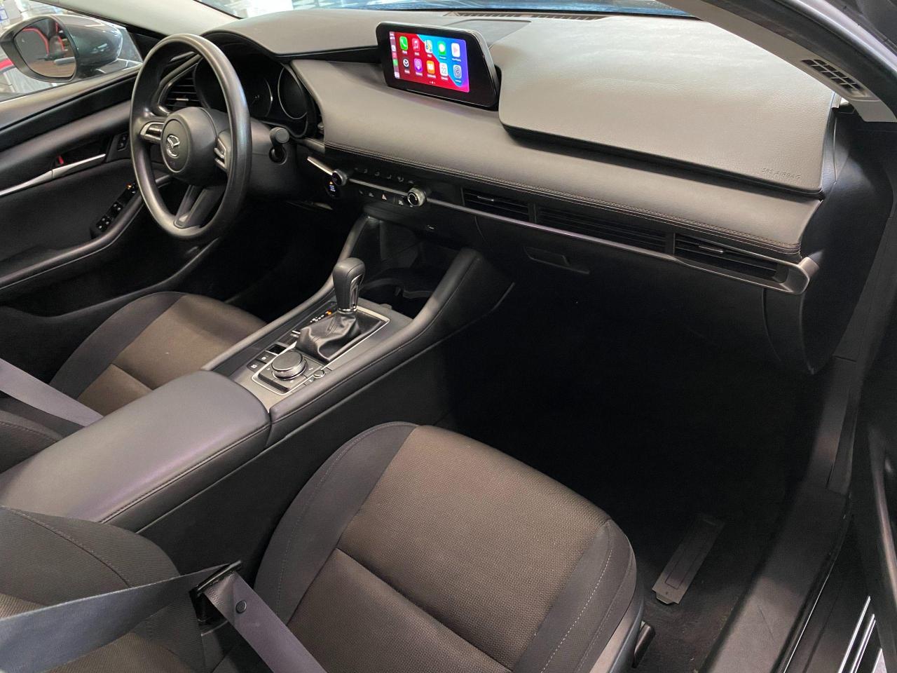 2019 Mazda MAZDA3 GX SKYACTIV+BlindSpot+Camera+ApplePlay+CLEANCARFAX - Photo #21