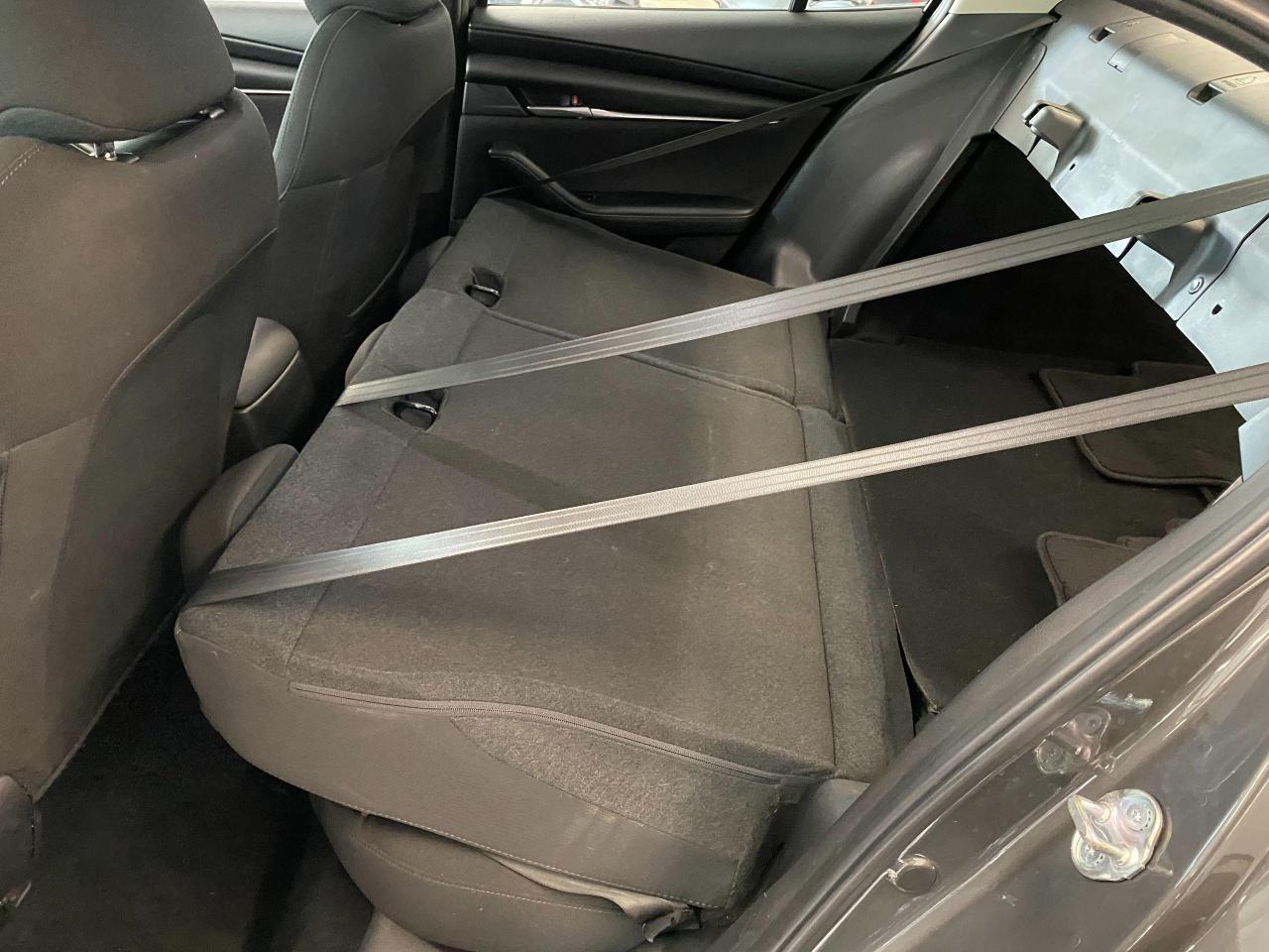 2019 Mazda MAZDA3 GX SKYACTIV+BlindSpot+Camera+ApplePlay+CLEANCARFAX - Photo #26